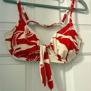 Shade & Shore Red and White Bikini Top